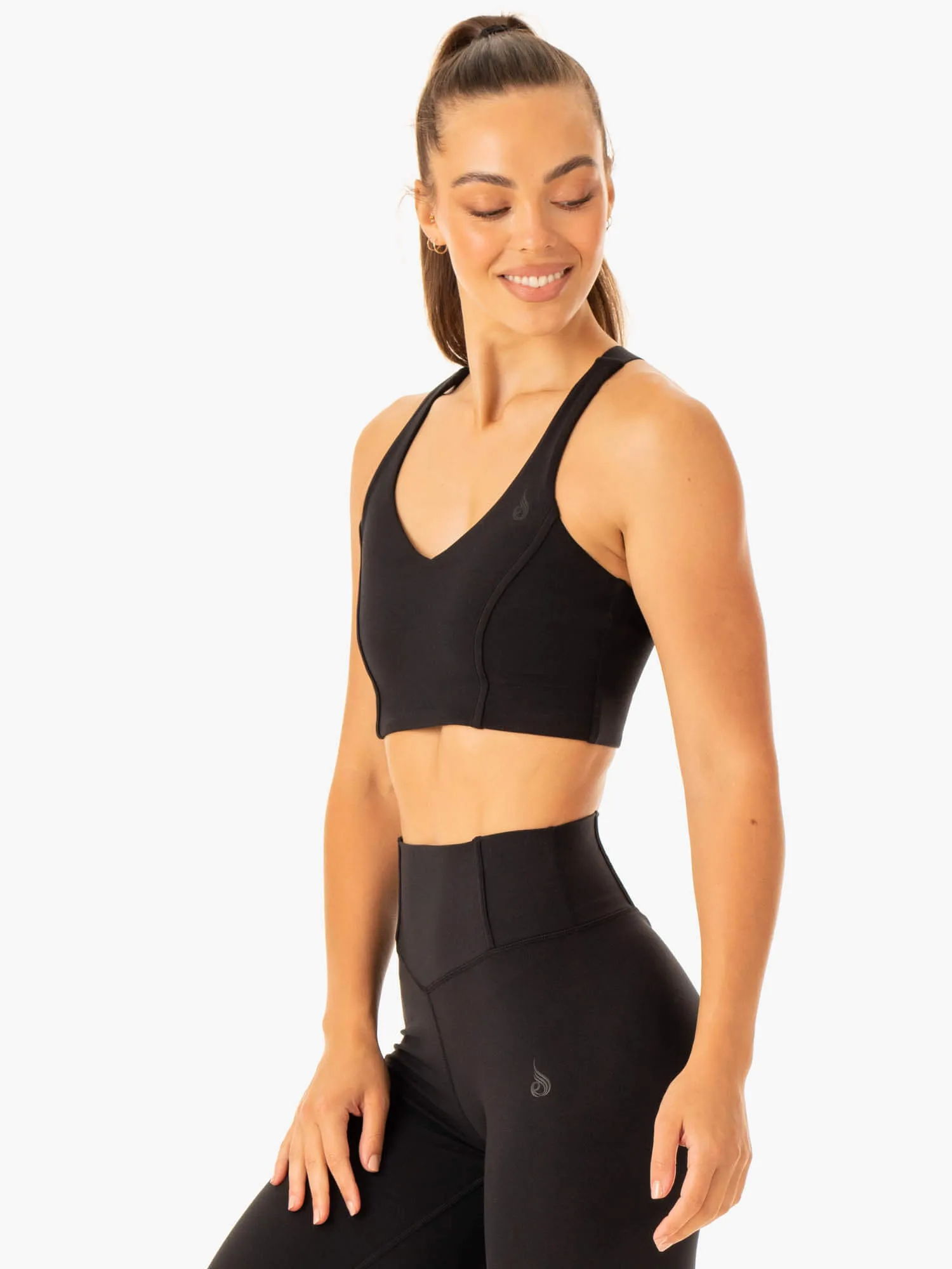 Form Sports Bra - Black