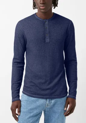 Kipat Men’s Long-Sleeve Henley Top in Midnight Blue  - BM24046