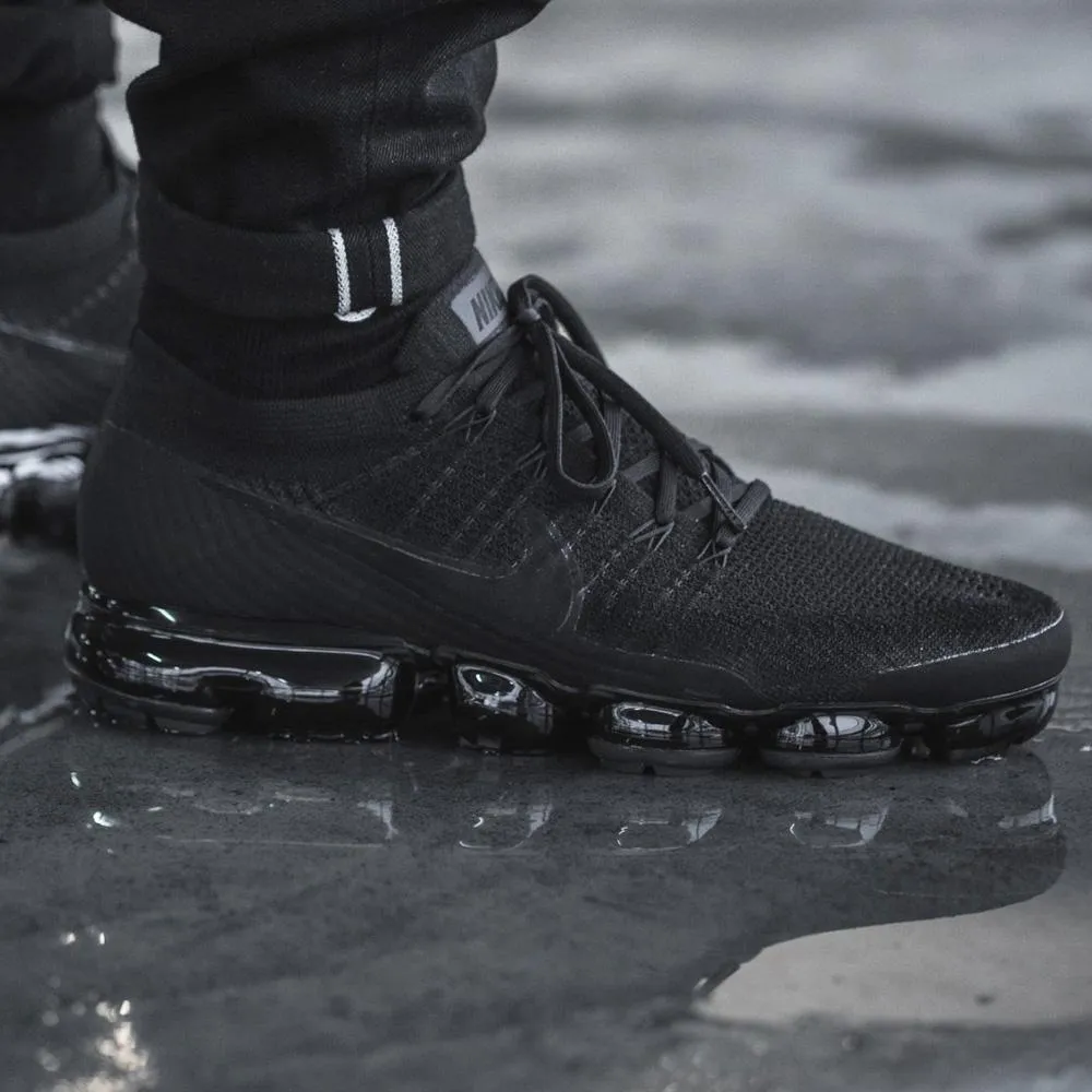 Nike Air Vapormax Flyknit Triple Black 2.0