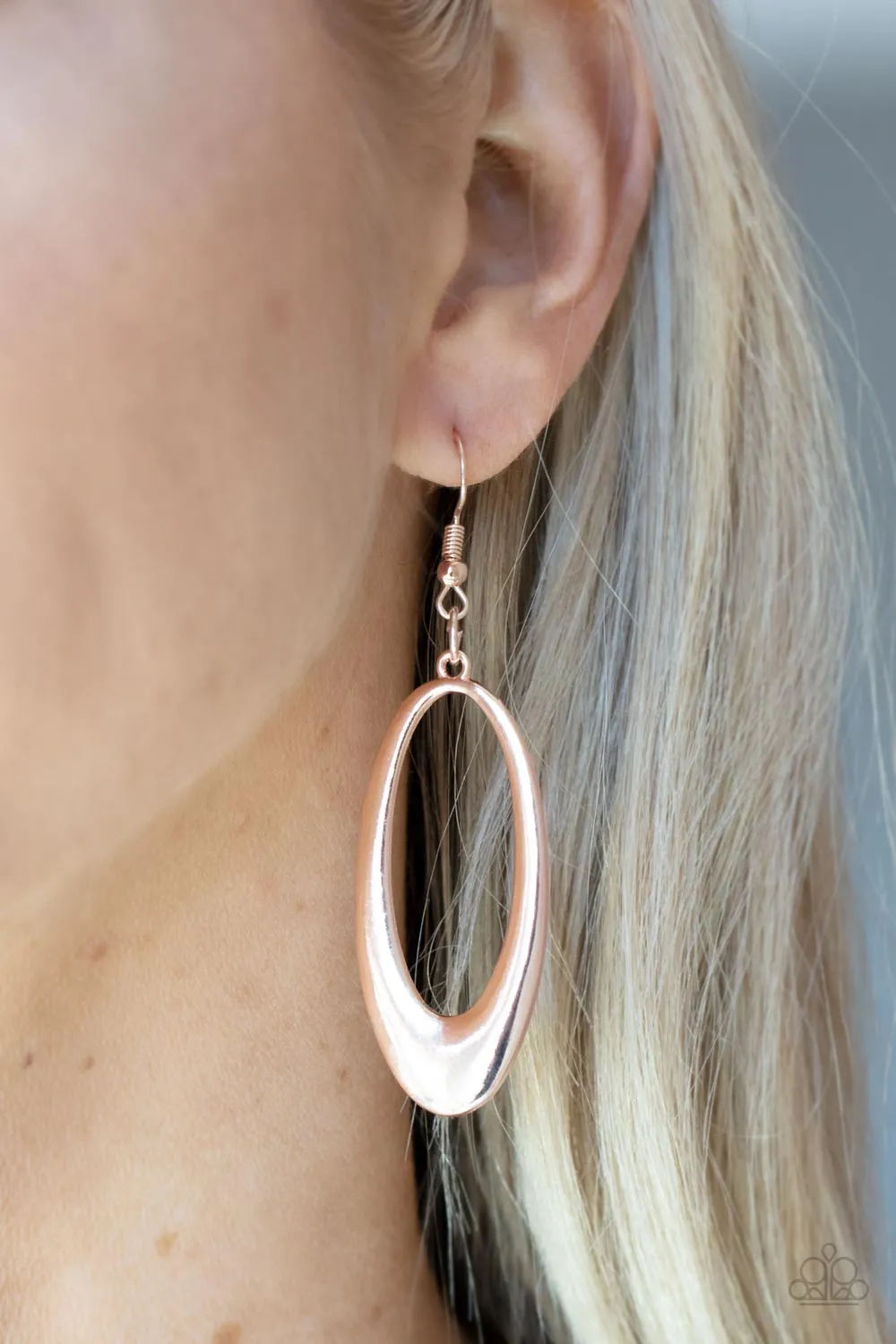 OVAL The Hill - Rose Gold Paparazzi Earrings