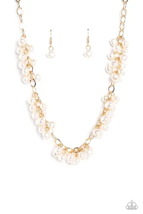 Paparazzi Pearl Parlor - Gold Necklace