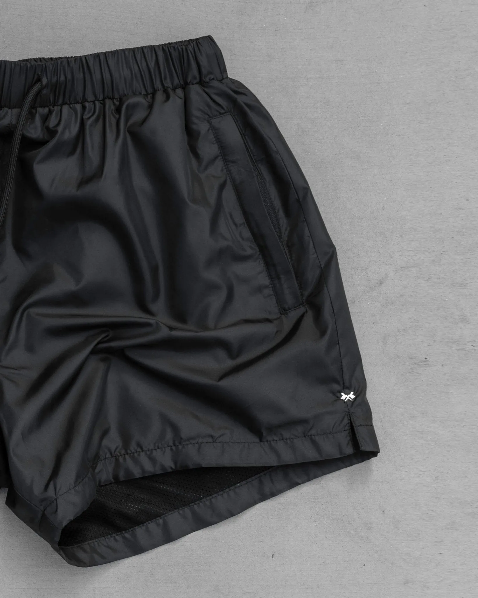 Root Daily / Beach Shorts Black