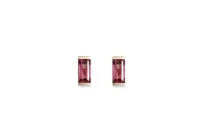 RTS Linea Garnet Studs